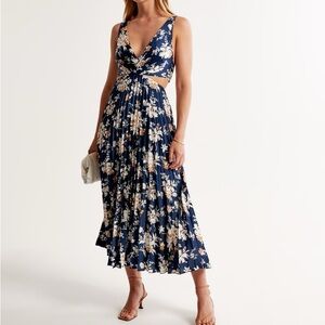 Abercrombie satin pleated cutout maxi dress